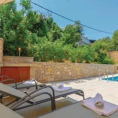 Julia - Korcula By Guide * Blato (Korcula)