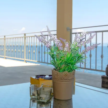 Julia - Korcula By Guide